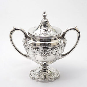 Sugar Bowl with cover 8-3/4" height. 17.70 troy ounces.