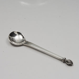 Thomas Ducrow & Sons Salt Cellar & Spoon